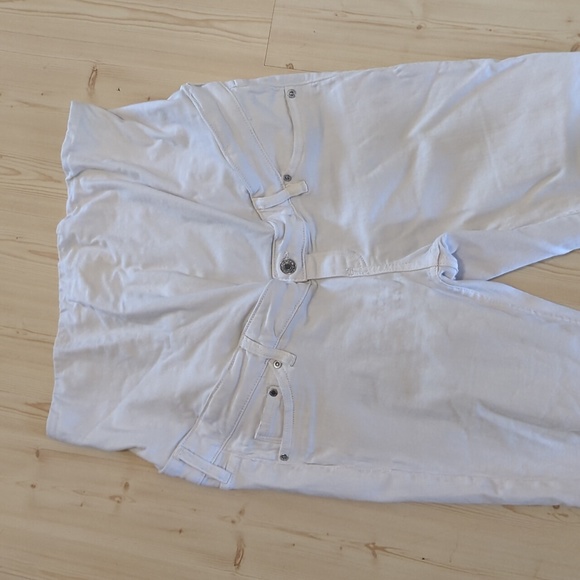 Maternity jeans - Picture 2 of 3